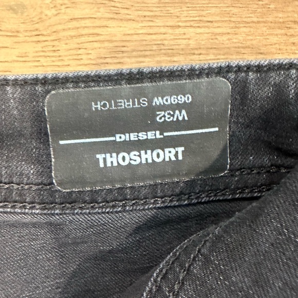 Diesel jean shorts - Picture 3 of 4